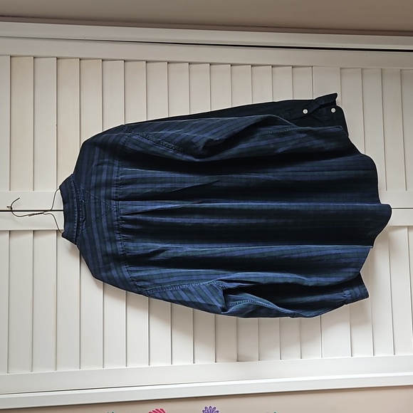 Tommy Hilfiger button down long sleeve size L - Picture 3 of 8